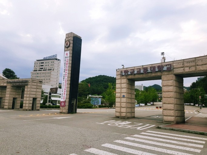 文章附图
